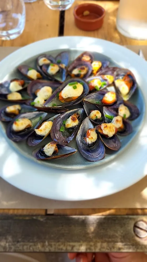 Plat Du Jour Moules Aïoli